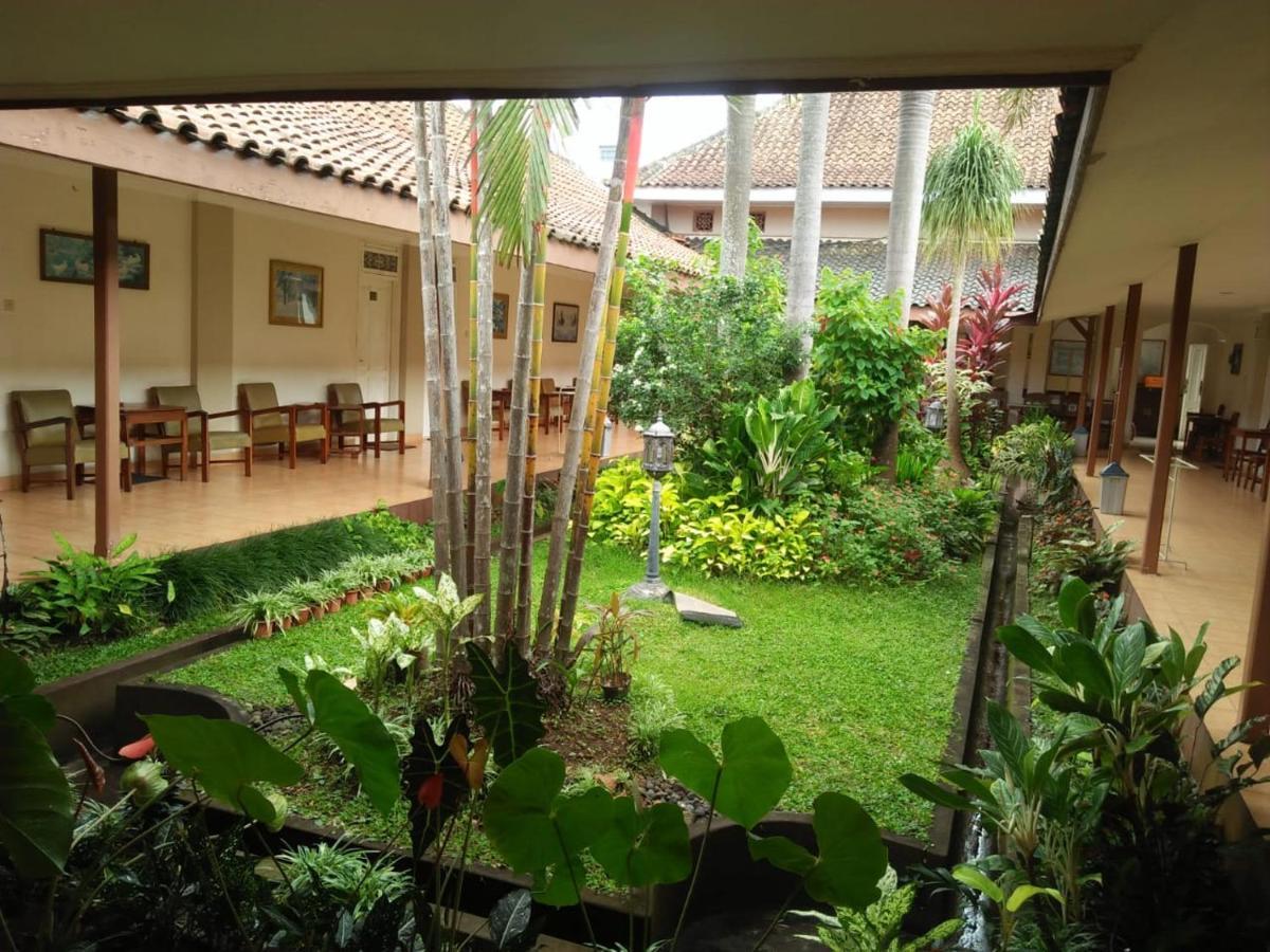 Hotel Besar Purwokerto Exteriör bild