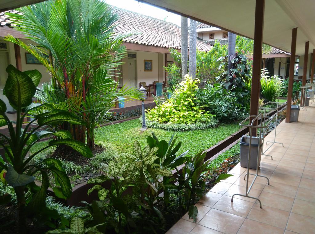 Hotel Besar Purwokerto Exteriör bild