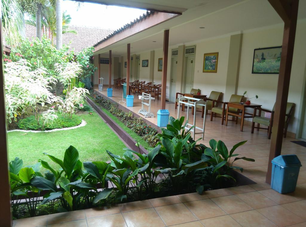 Hotel Besar Purwokerto Exteriör bild